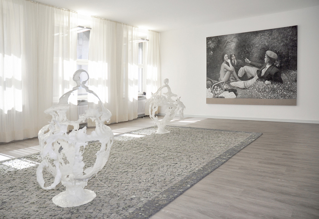Main image: Sultan Acar, carpet | Raphaela Vogel, sculpture | Christian Jankowski, painting | Installation in the Wurlitzer PTC collection in cooperation with Art Week Berlin